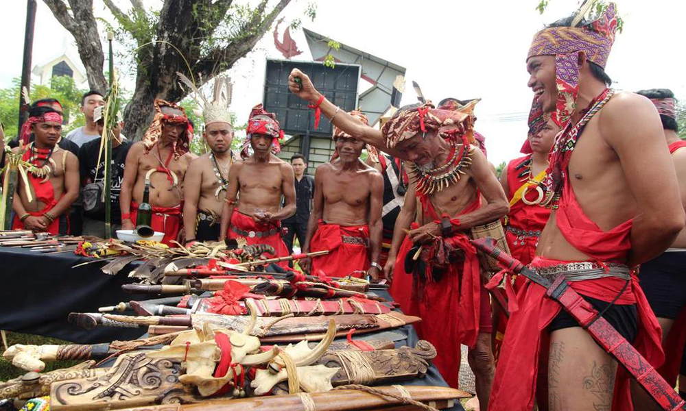 Suku Dayak: Keberagaman Budaya dan Tradisi di Pedalaman Kalimantan