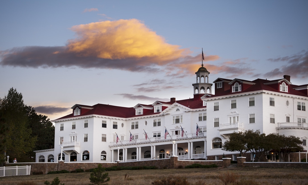 Hotel Stanley: Inspirasi Horor di Tengah Pegunungan Rocky