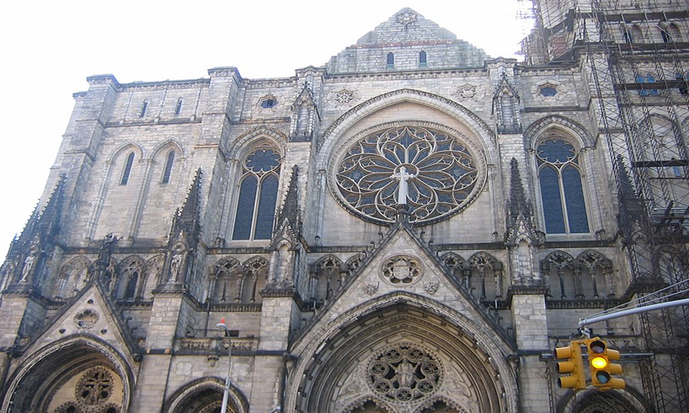 Katedral St. John the Divine: Sebuah Karya Agung yang Indah