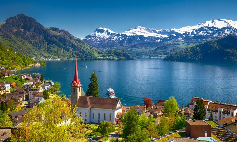 Lucerne: Permata Swiss di Tepi Danau